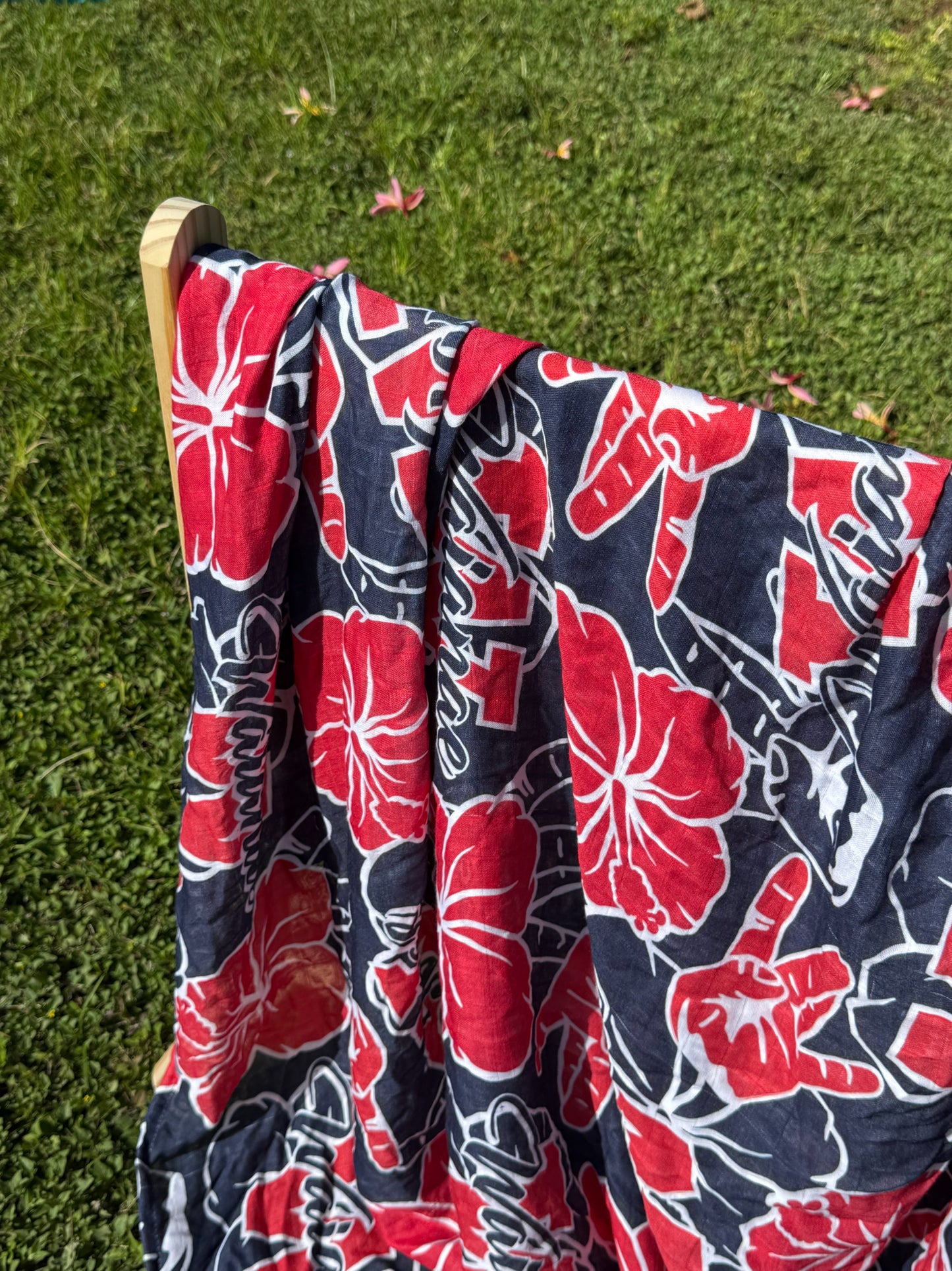 WAIANAE SWADDLE