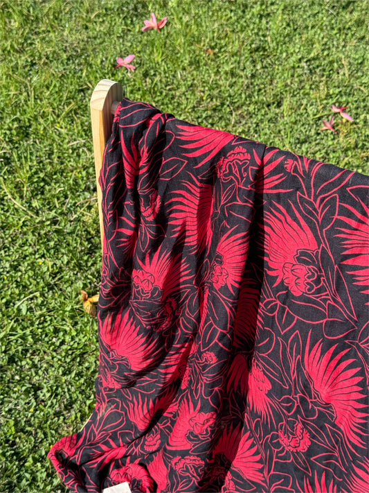 ISLAND OF HAWAI'I SWADDLE