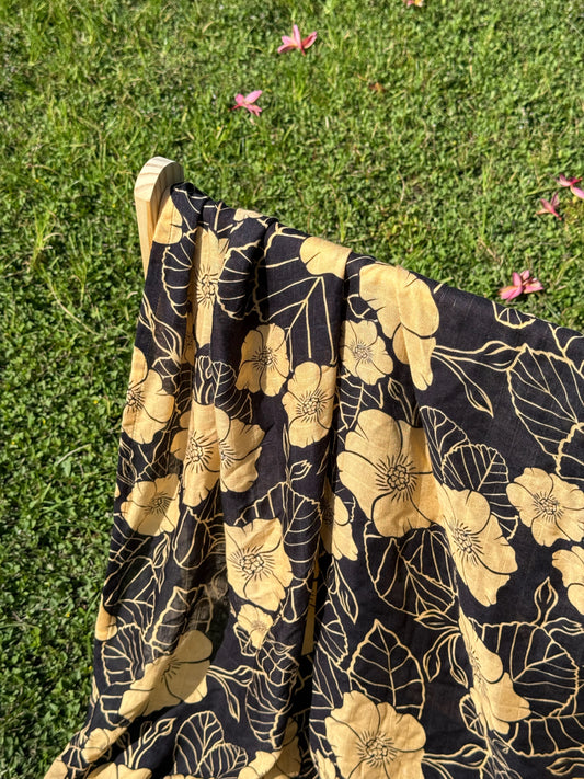 ISLAND OF OAHU SWADDLE